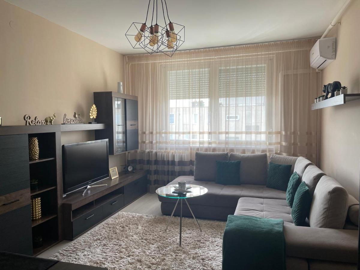 Bella Apartman Debrecen Exteriör bild