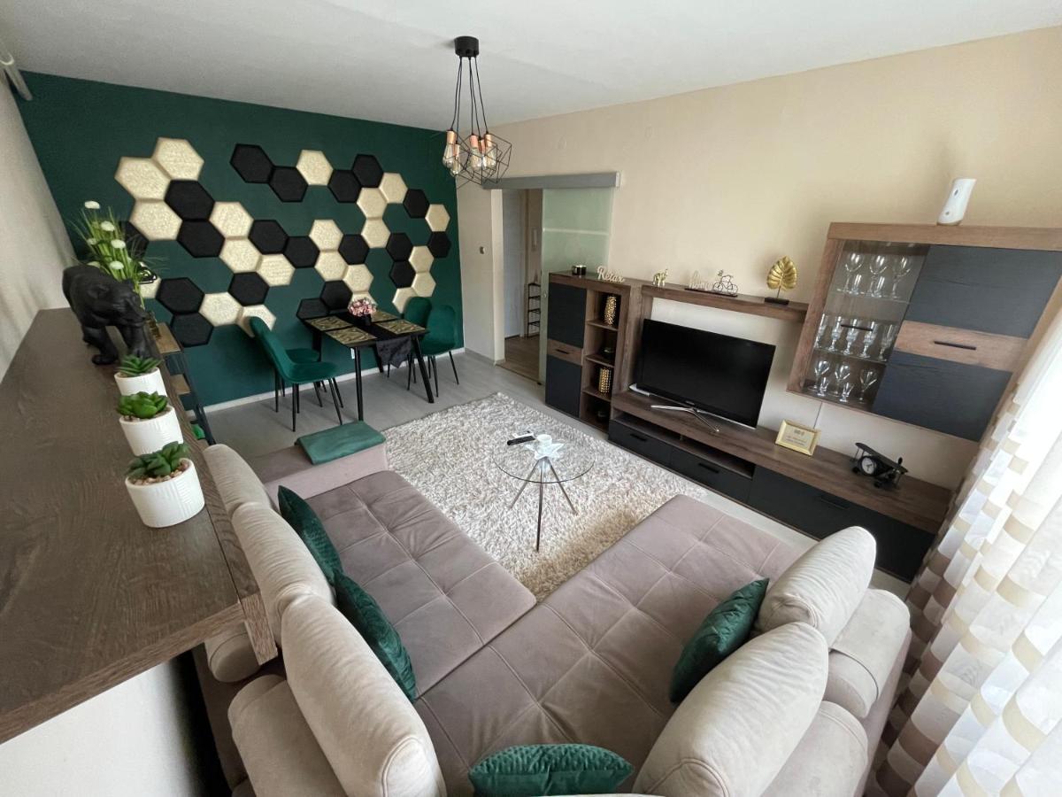 Bella Apartman Debrecen Exteriör bild