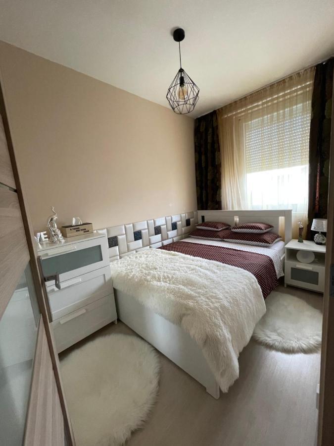 Bella Apartman Debrecen Exteriör bild